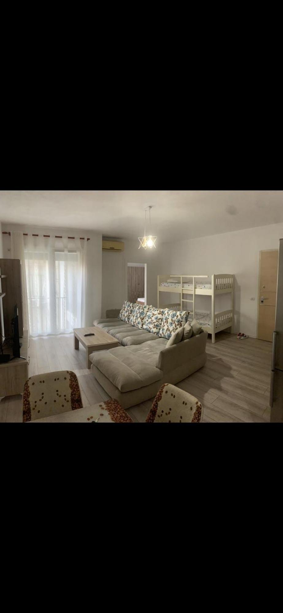 I 2 Apartment *